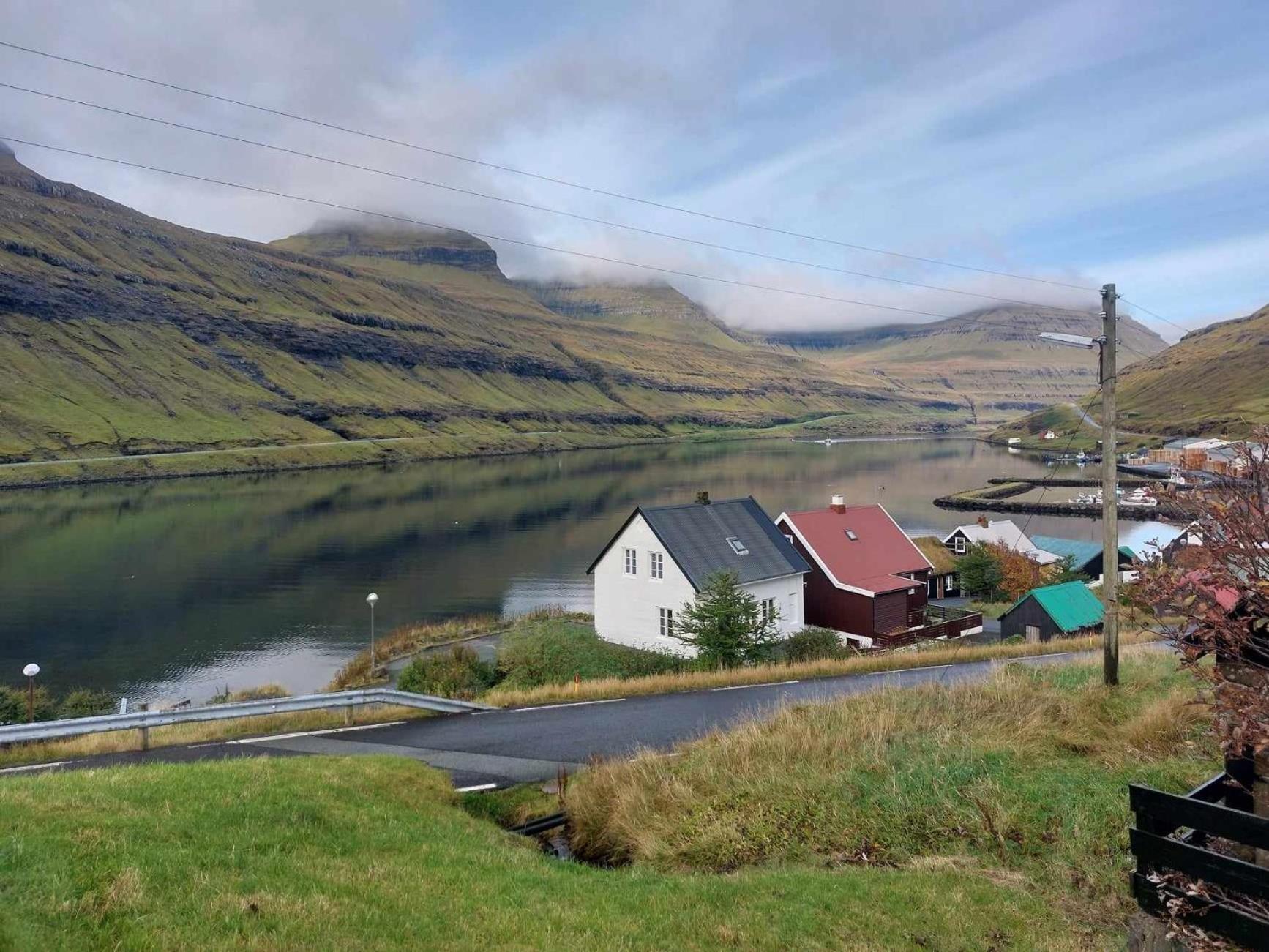Fjord Guesthouse Funningsfjordur Ngoại thất bức ảnh